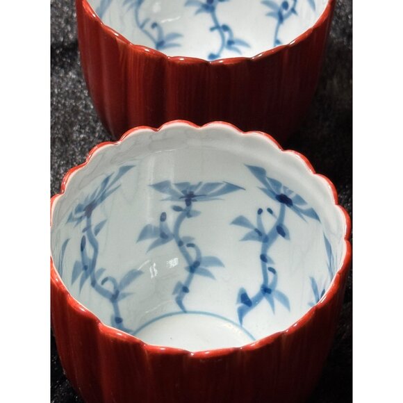 Scalloped Red Porcelain Tea Cups With Blue Floral Interior Design Set Of 4 - Picture 5 of 11